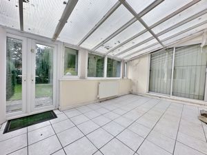 Photo 9- click for photo gallery